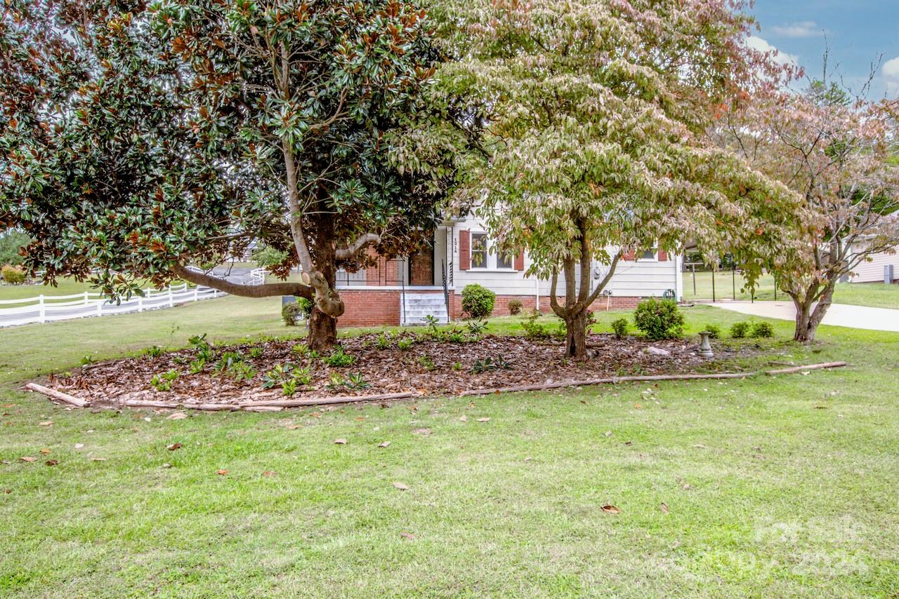 1214 Bethpage Road Kannapolis, NC 28081 - Photo 8 of 43 Gallery Image 8