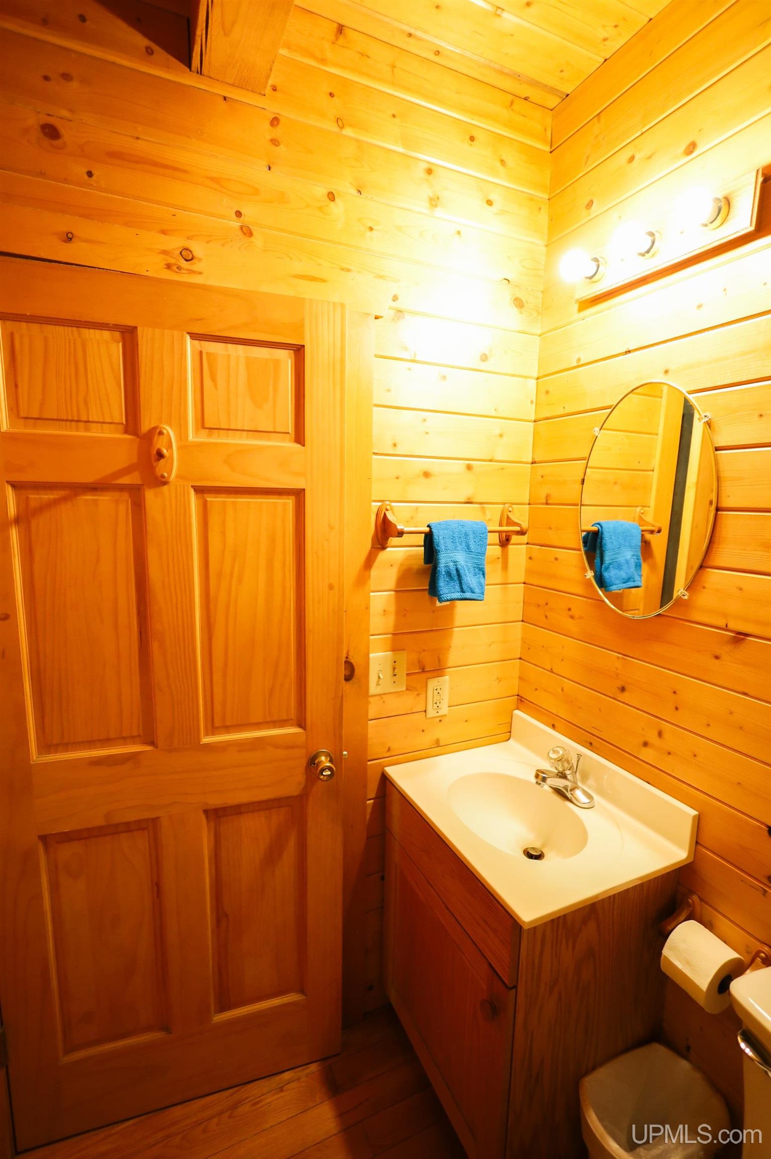 116 North Carlshend Road Skandia, MI 49885 - Photo 16 of 45