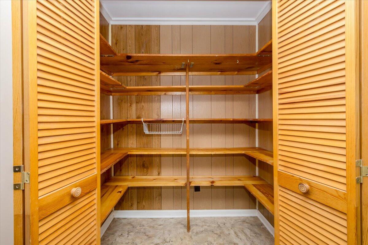 2145 Hillsinger Road Augusta, GA 30904 - Photo 17 of 51 Large pantry.