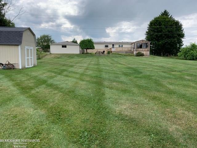 4749 Kidder Road Almont, MI 48003 - Photo 3 of 25