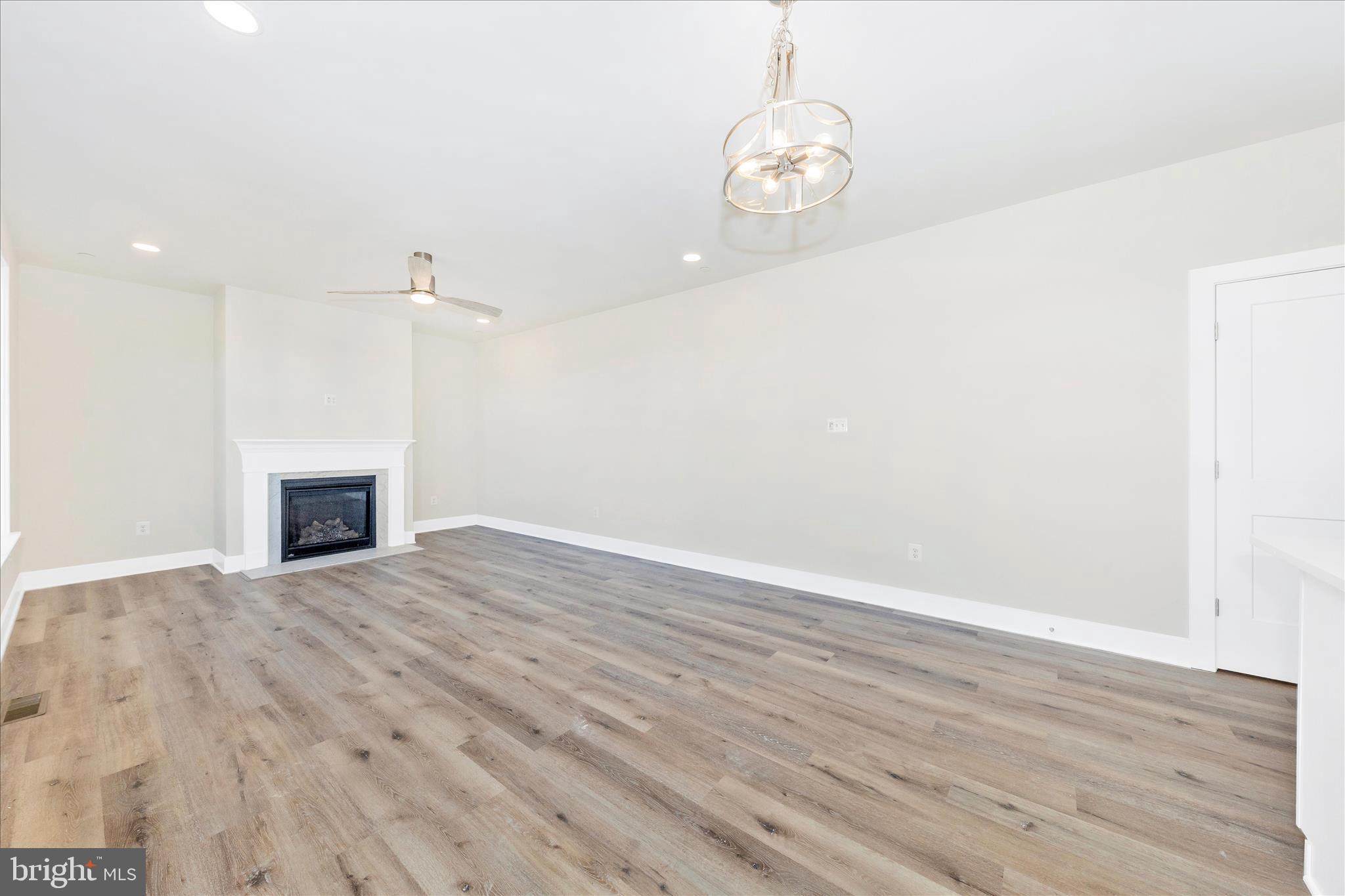 11705 Ashton Road Clear Spring, MD 21722 - Photo 27 of 55 Family Room