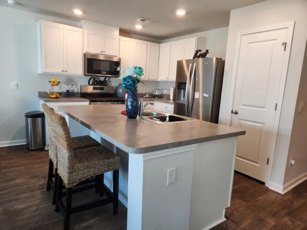 $299,999 | 230 Blue Haw Drive, Moncks Corner, SC 29461