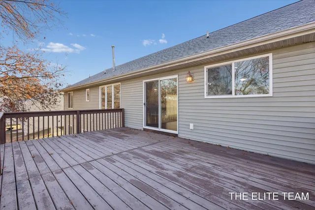 $395,000 | 950 Whitetail Court, Ionia, MI 48846