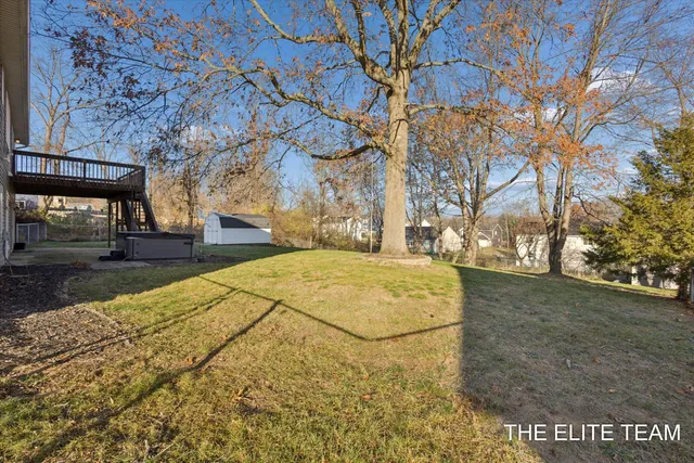 $395,000 | 950 Whitetail Court, Ionia, MI 48846