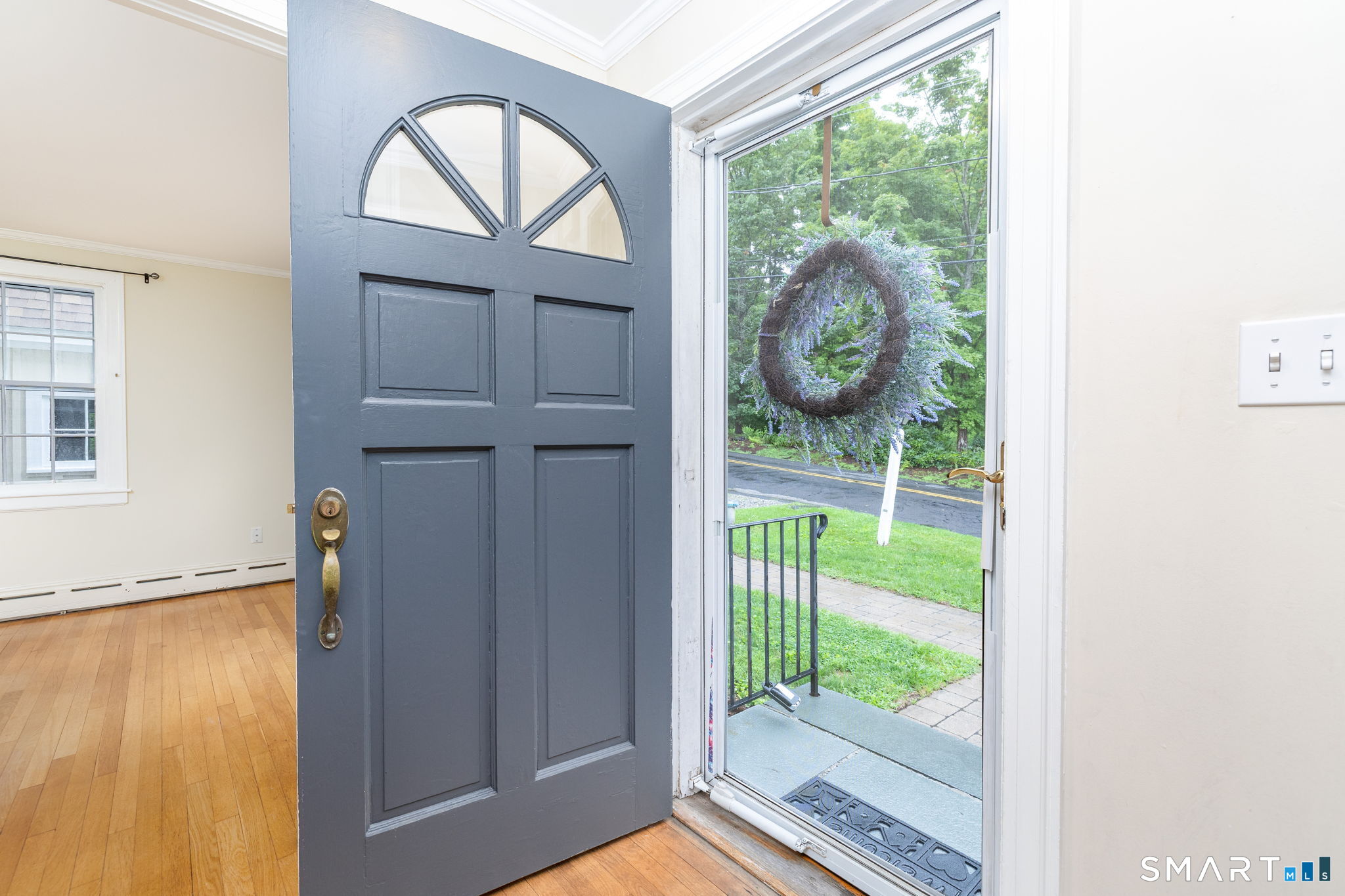 6 Keighley Pond Road East Hampton, CT 06456 - Photo 4 of 40 Front entry with screen/storm door.