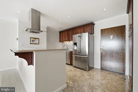 $300,000 | 1435 4th Street Southwest, Unit B815, Washington, DC 20024