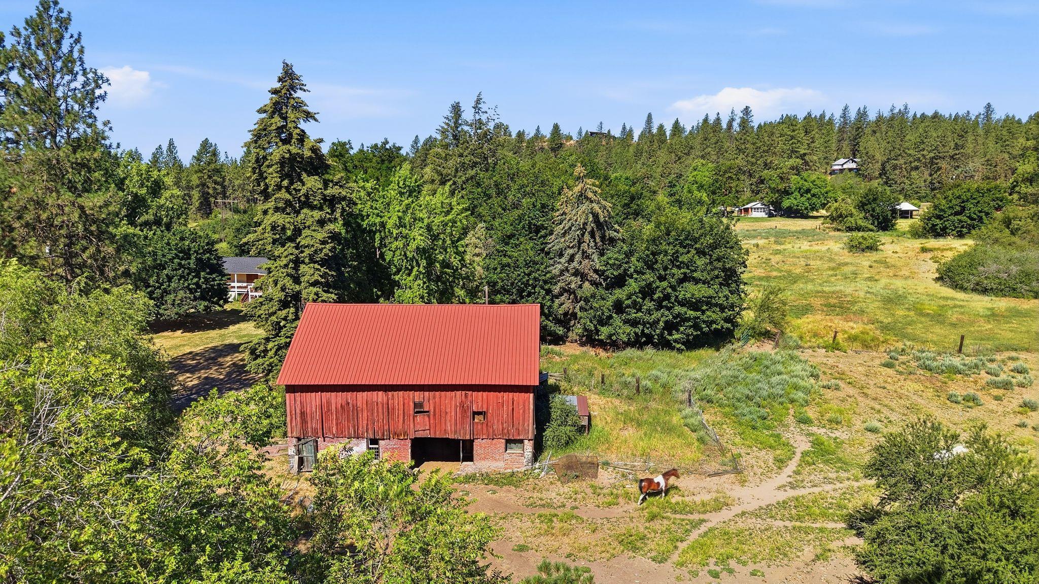 2828 West Thorpe Road Spokane, WA 99224 - Photo 4 of 48