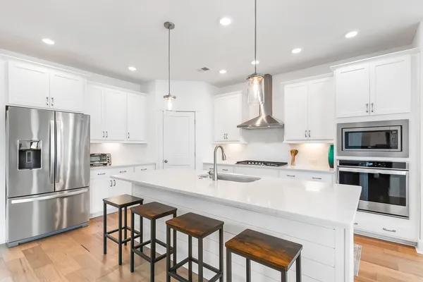$749,900 | 466 Cool Bend Lane, Summerville, SC 29486