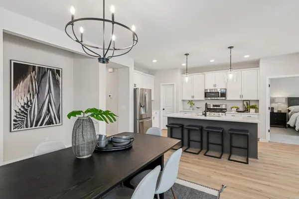 $594,000 | 12439 Drayton Trail, Apple Valley, MN 55124