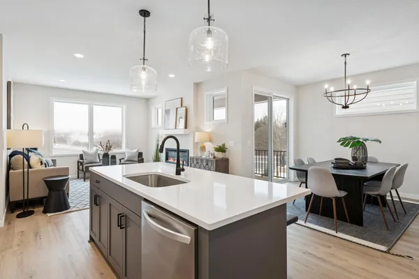 $594,000 | 12439 Drayton Trail, Apple Valley, MN 55124