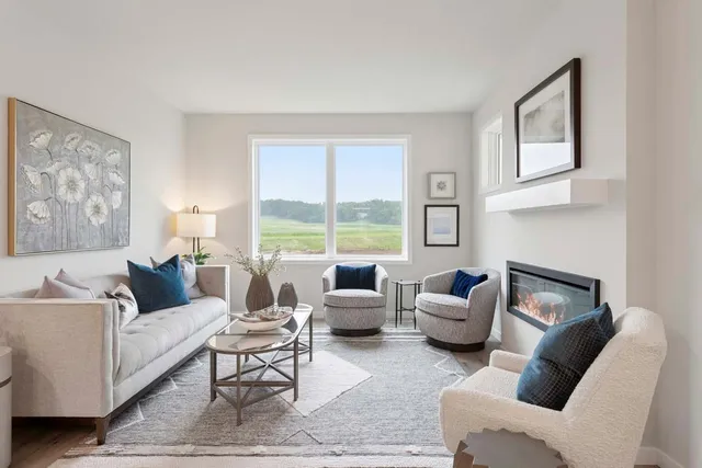 $594,000 | 12439 Drayton Trail, Apple Valley, MN 55124