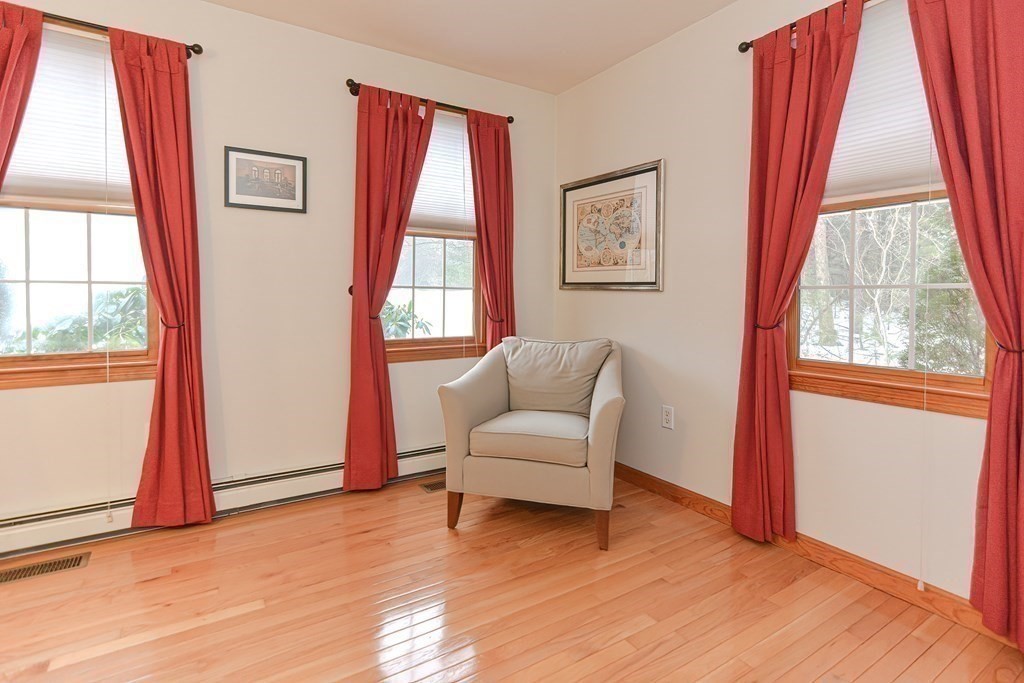 8 Leonard Road Mendon, MA 01756 - Photo 15 of 42 Gallery Image 15