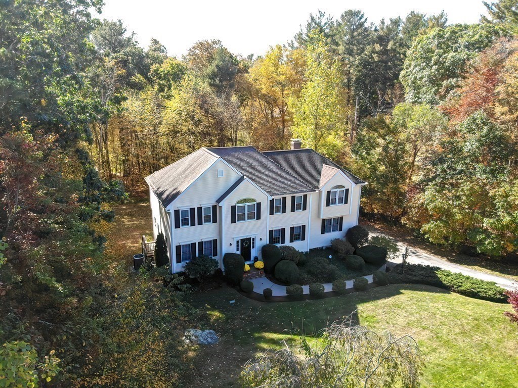 8 Leonard Road Mendon, MA 01756 - Photo 3 of 42 Gallery Image 3