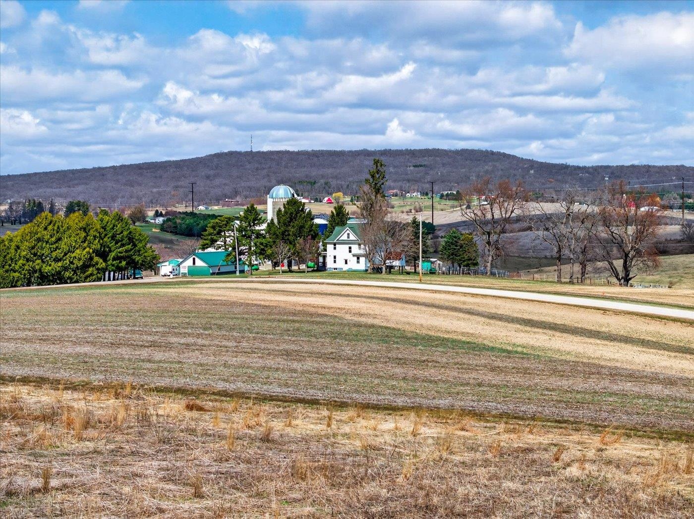 11040 Straubhaar Road Blue Mounds, WI 53517 - Photo 7 of 7