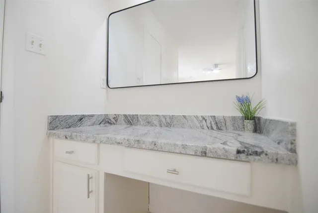 $1,900 | 6207 Grandvale Drive, Houston, TX 77072