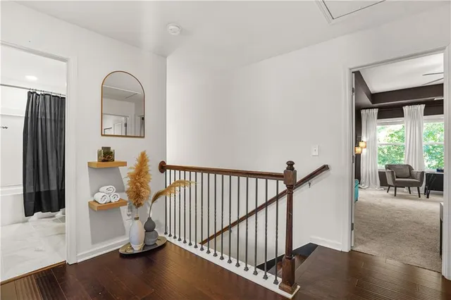 a view of livingroom with furniture and windows