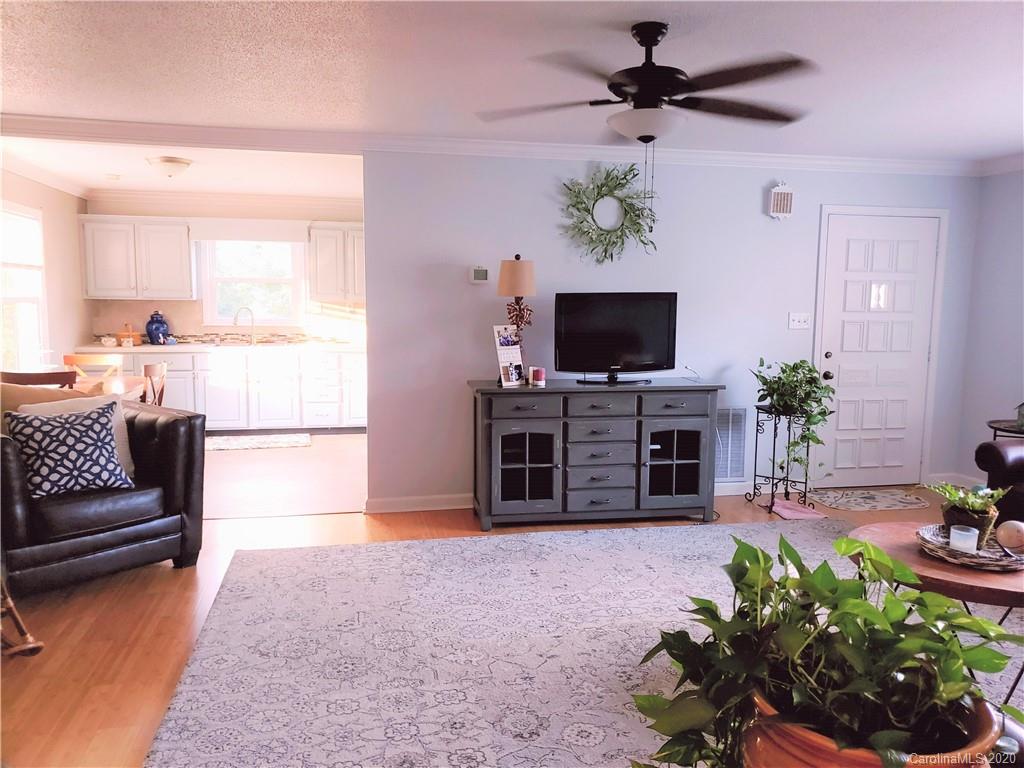 820 State Rd S-46-151 Clover, SC 29710 - Photo 17 of 21 Gallery Image 17