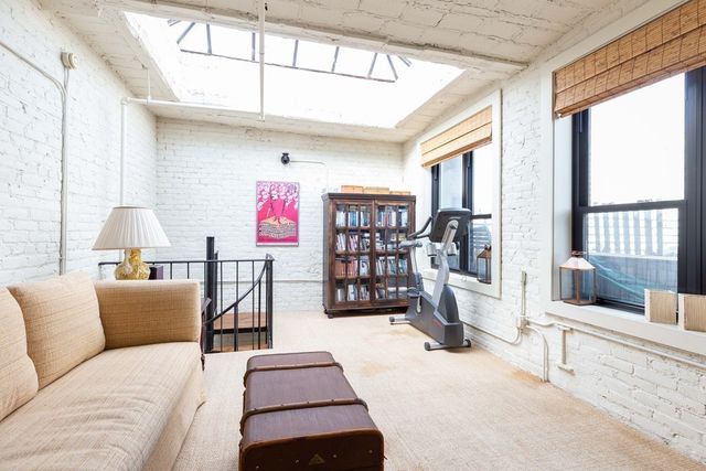 $1,625,000 | 121 Beach Street, Unit 803, Boston, MA 02111