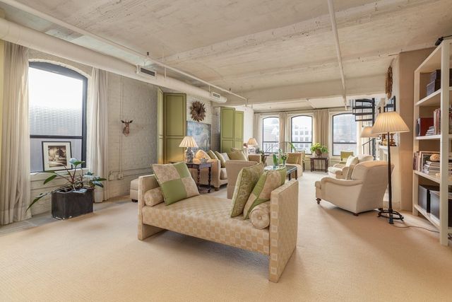 $1,625,000 | 121 Beach Street, Unit 803, Boston, MA 02111