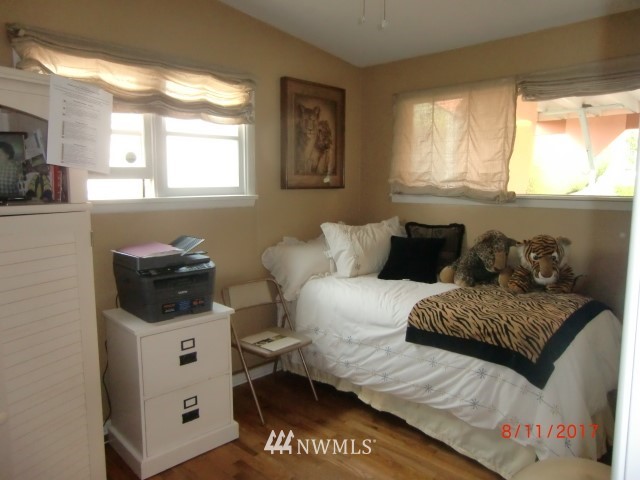 1824 Shattuck Avenue South Renton, WA 98055 - Photo 7 of 17 Gallery Image 7
