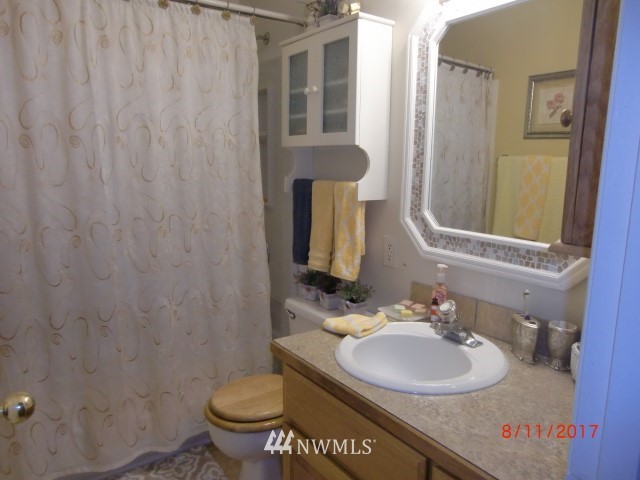 1824 Shattuck Avenue South Renton, WA 98055 - Photo 8 of 17 Gallery Image 8