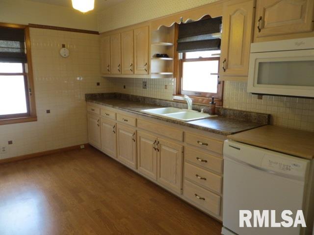 1519 Springfield Road East Peoria, IL 61611 - Photo 8 of 35 Gallery Image 8
