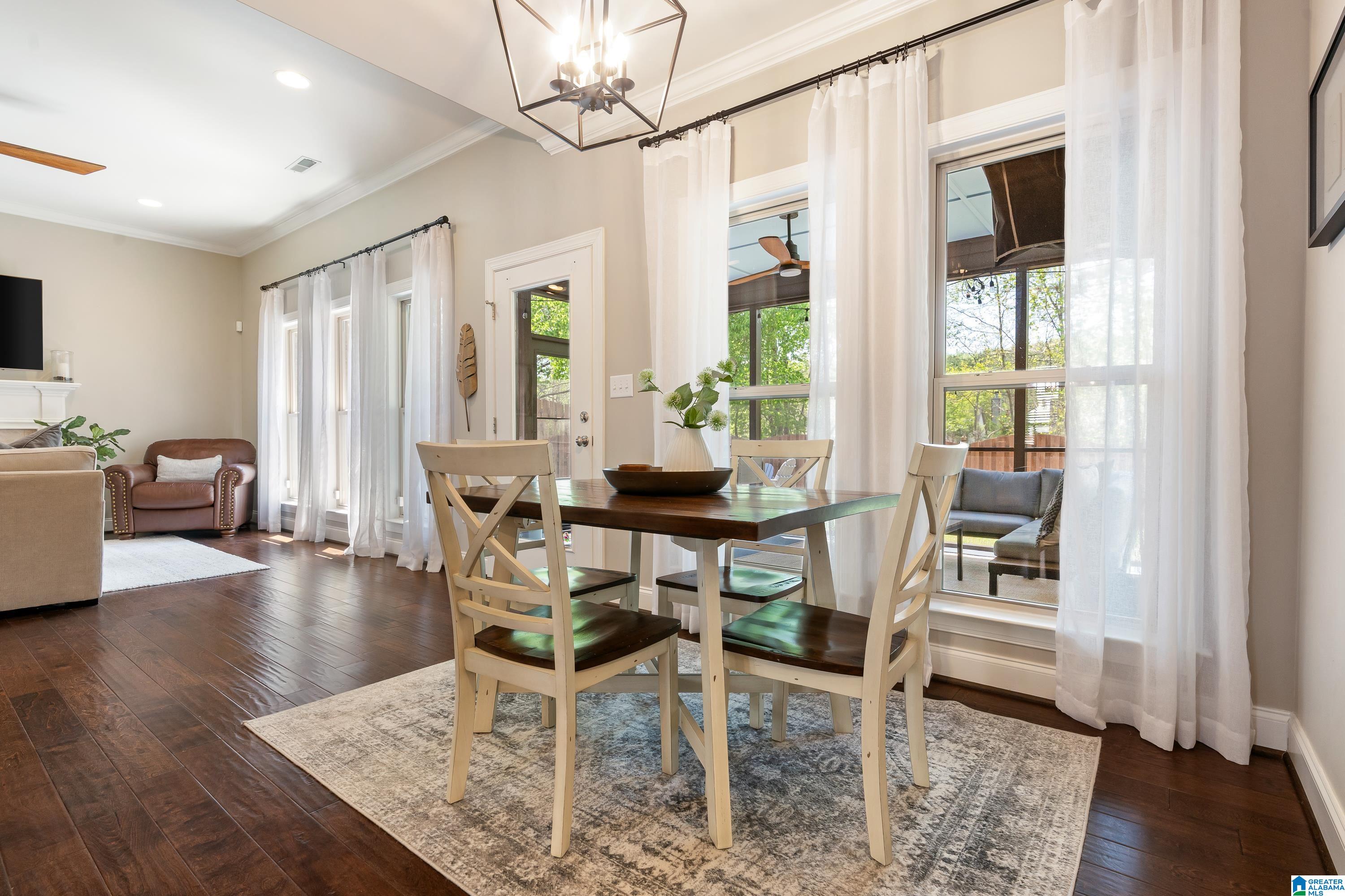 207 Dunrobin Cove Pelham, AL 35124 - Photo 5 of 35