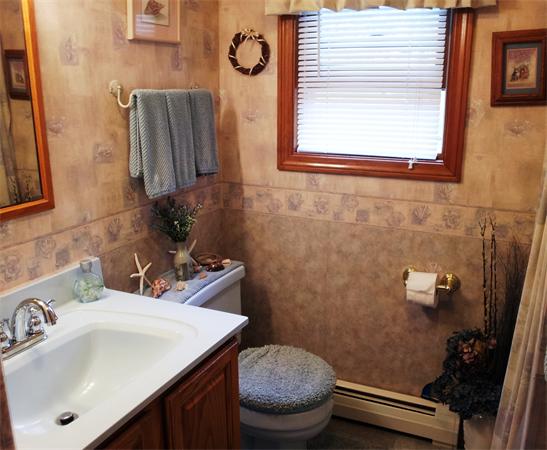 2 Mountain Road, Unit B Gill, MA 01354 - Photo 16 of 26 Gallery Image 16