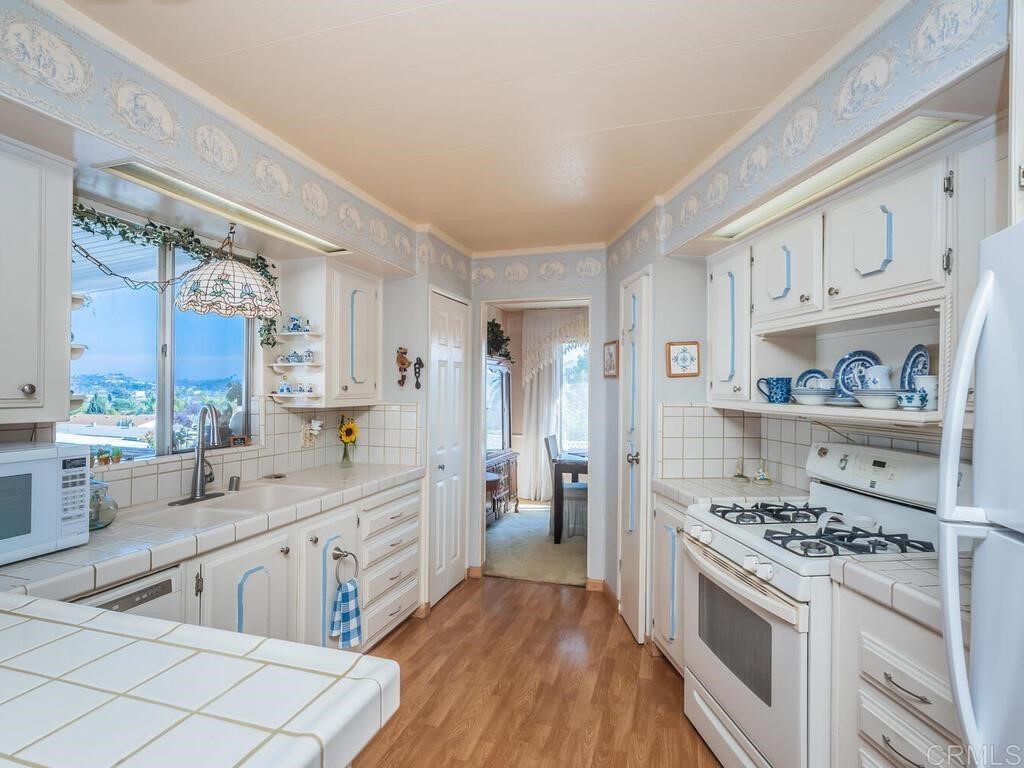 150 South Rancho Santa Fe Road, Unit 119 San Marcos, CA 92078 - Photo 12 of 36 Gallery Image 12