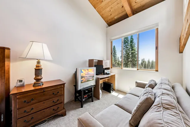 $995,000 | 125 Lassen Drive, Unit 4, Tahoe City, CA 96145