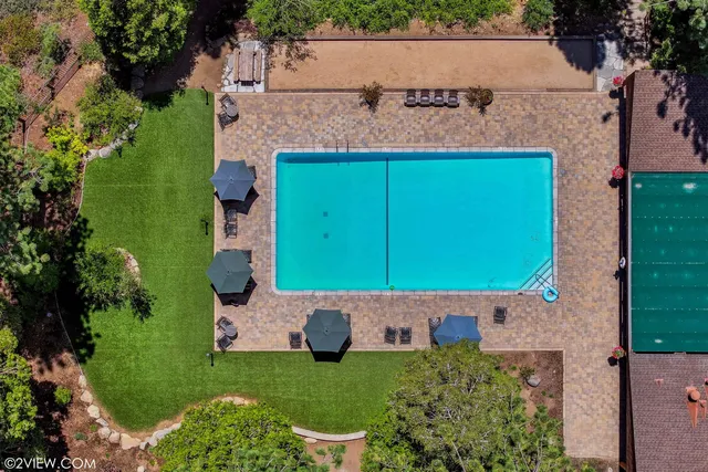 $995,000 | 125 Lassen Drive, Unit 4, Tahoe City, CA 96145