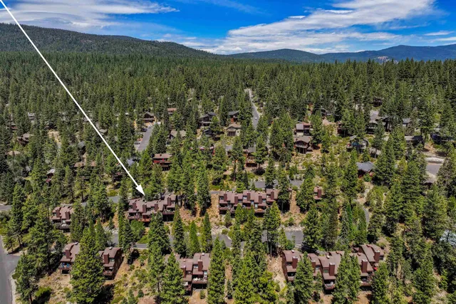 $995,000 | 125 Lassen Drive, Unit 4, Tahoe City, CA 96145