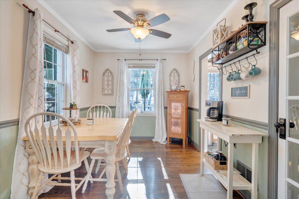 1868 Carlton Road Southwest Roanoke, VA 24015 - Photo 12 of 37 15-MIB08593