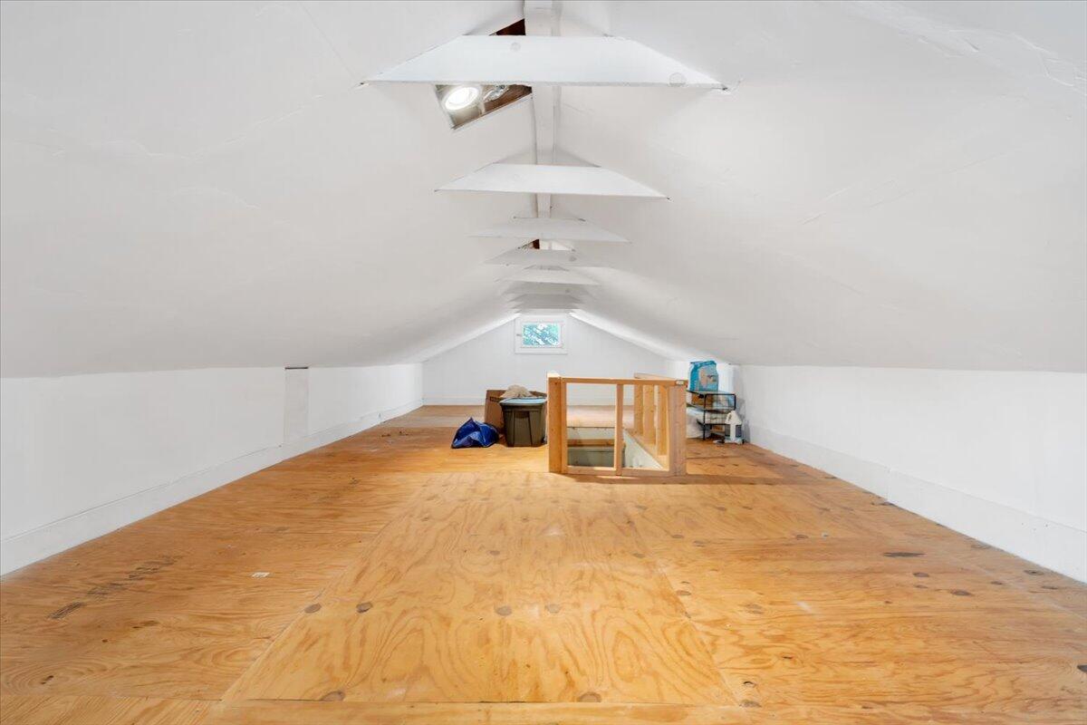 1868 Carlton Road Southwest Roanoke, VA 24015 - Photo 21 of 37 30-MIB08638