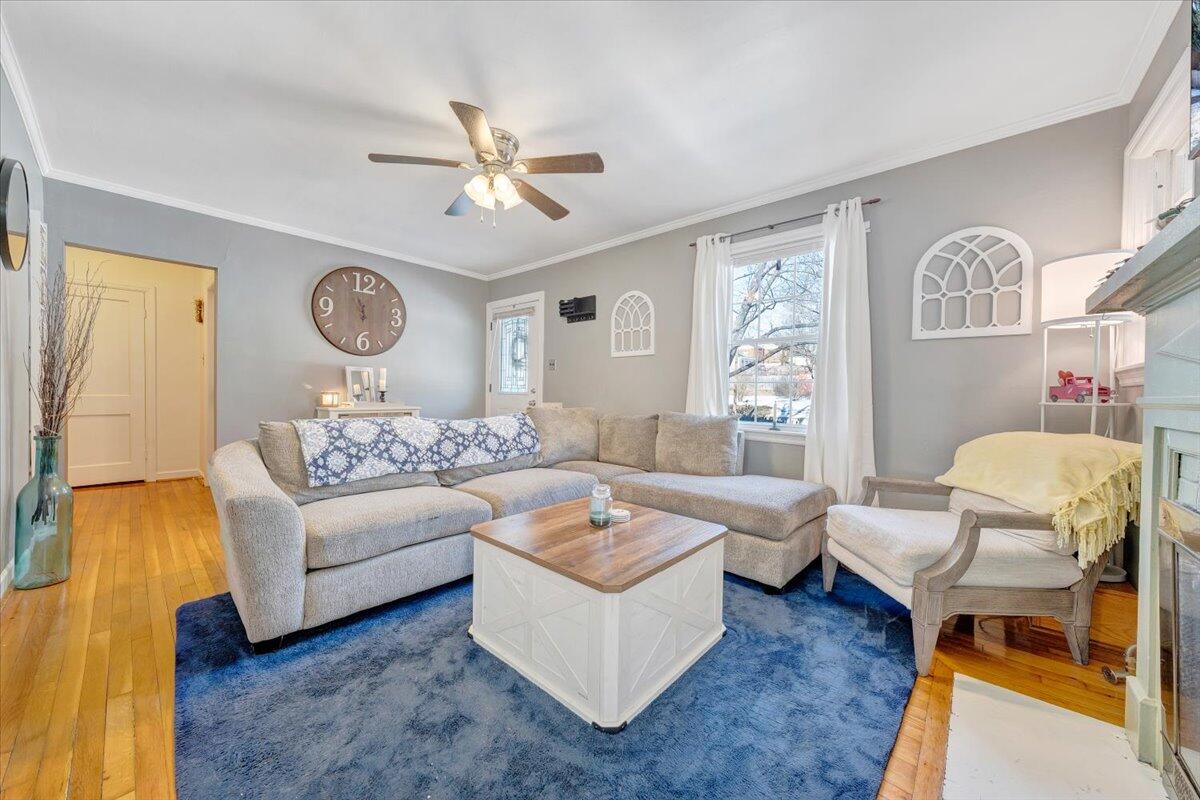 1868 Carlton Road Southwest Roanoke, VA 24015 - Photo 10 of 37 12-MIB08560