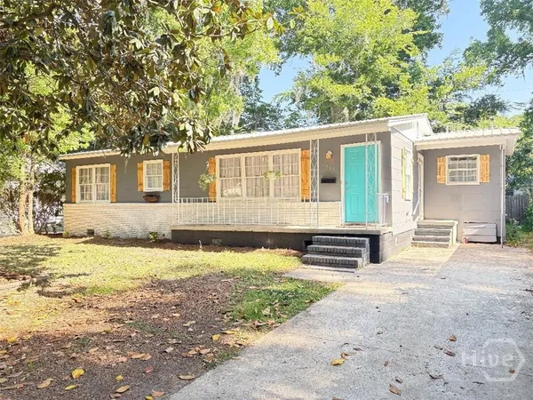 $1,850 | 1714 East 60th Street, Savannah, GA 31404