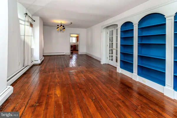 $3,200 | 34 Buttonwood Street, Lambertville, NJ 08530