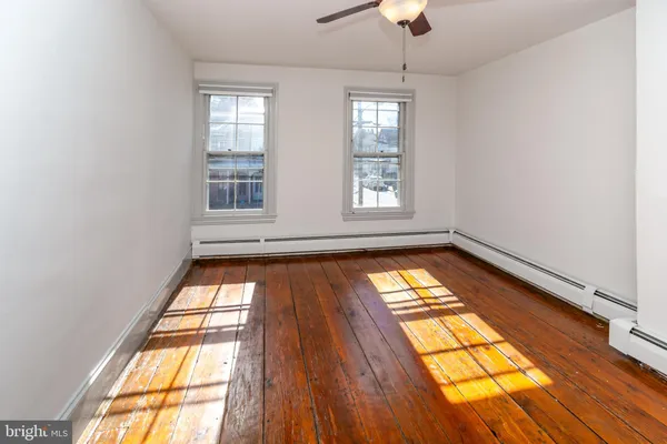 $3,200 | 34 Buttonwood Street, Lambertville, NJ 08530