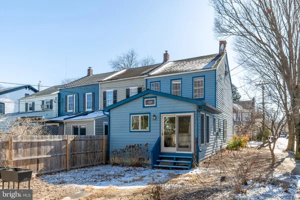 $3,200 | 34 Buttonwood Street, Lambertville, NJ 08530