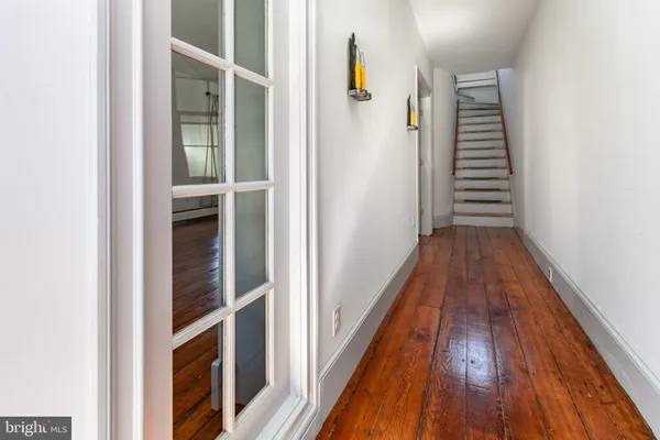 $3,200 | 34 Buttonwood Street, Lambertville, NJ 08530