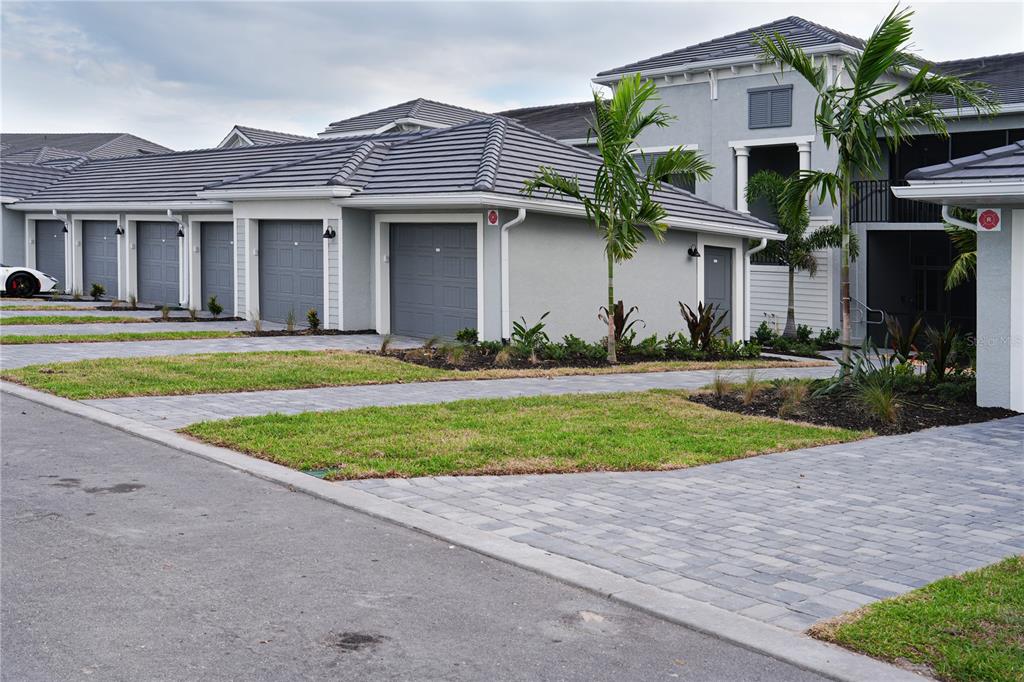 18923 Scallop Loop, Unit 201 Lakewood Ranch, FL 34211 - Photo 10 of 32