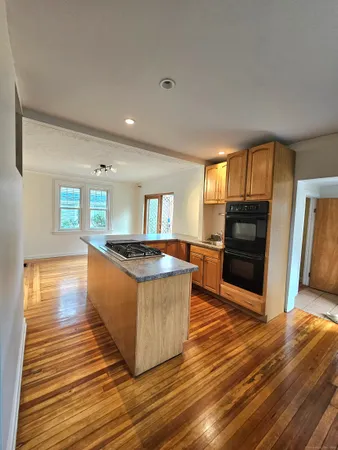 $3,000 | 5 Graham Avenue, West Haven, CT 06516