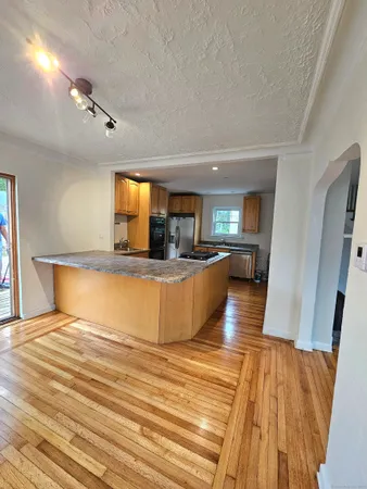 $3,000 | 5 Graham Avenue, West Haven, CT 06516