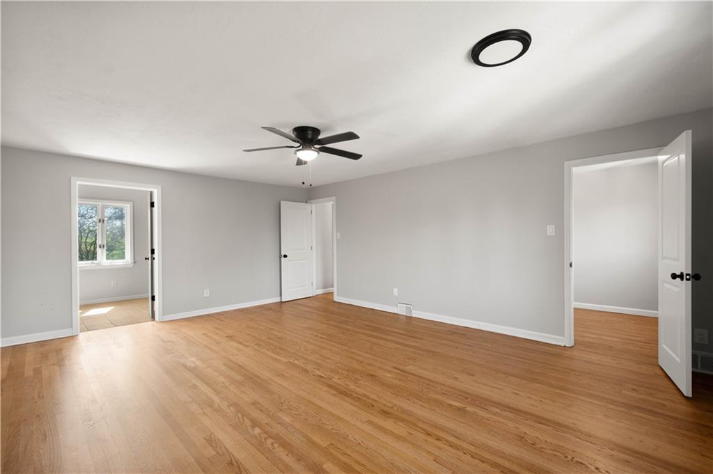 2311 Old Washington Road Pittsburgh, PA 15241 - Photo 18 of 41 Primary Bedroom