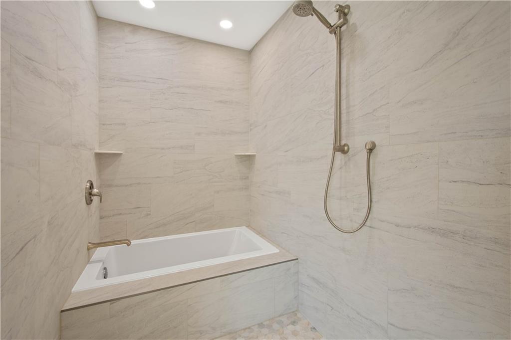 2311 Old Washington Road Pittsburgh, PA 15241 - Photo 22 of 41 Primary Bath - Wet room