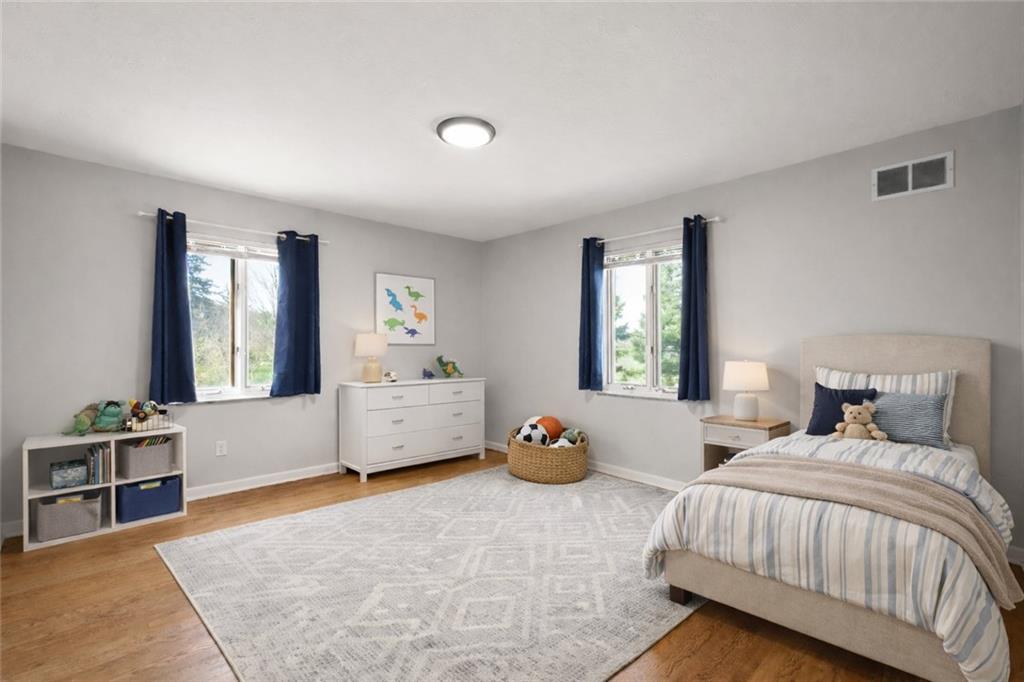 2311 Old Washington Road Pittsburgh, PA 15241 - Photo 25 of 41 Bedroom 3