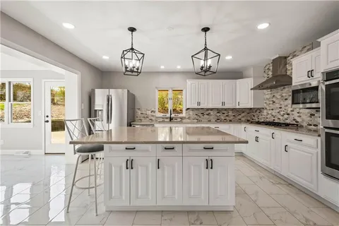 $895,000 | 2311 Old Washington Road, Pittsburgh, PA 15241