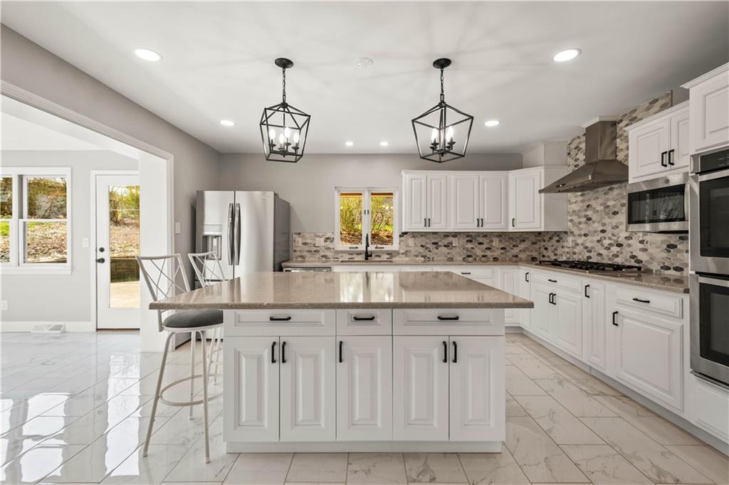 2311 Old Washington Road Pittsburgh, PA 15241 - Photo 3 of 41 Kitchen