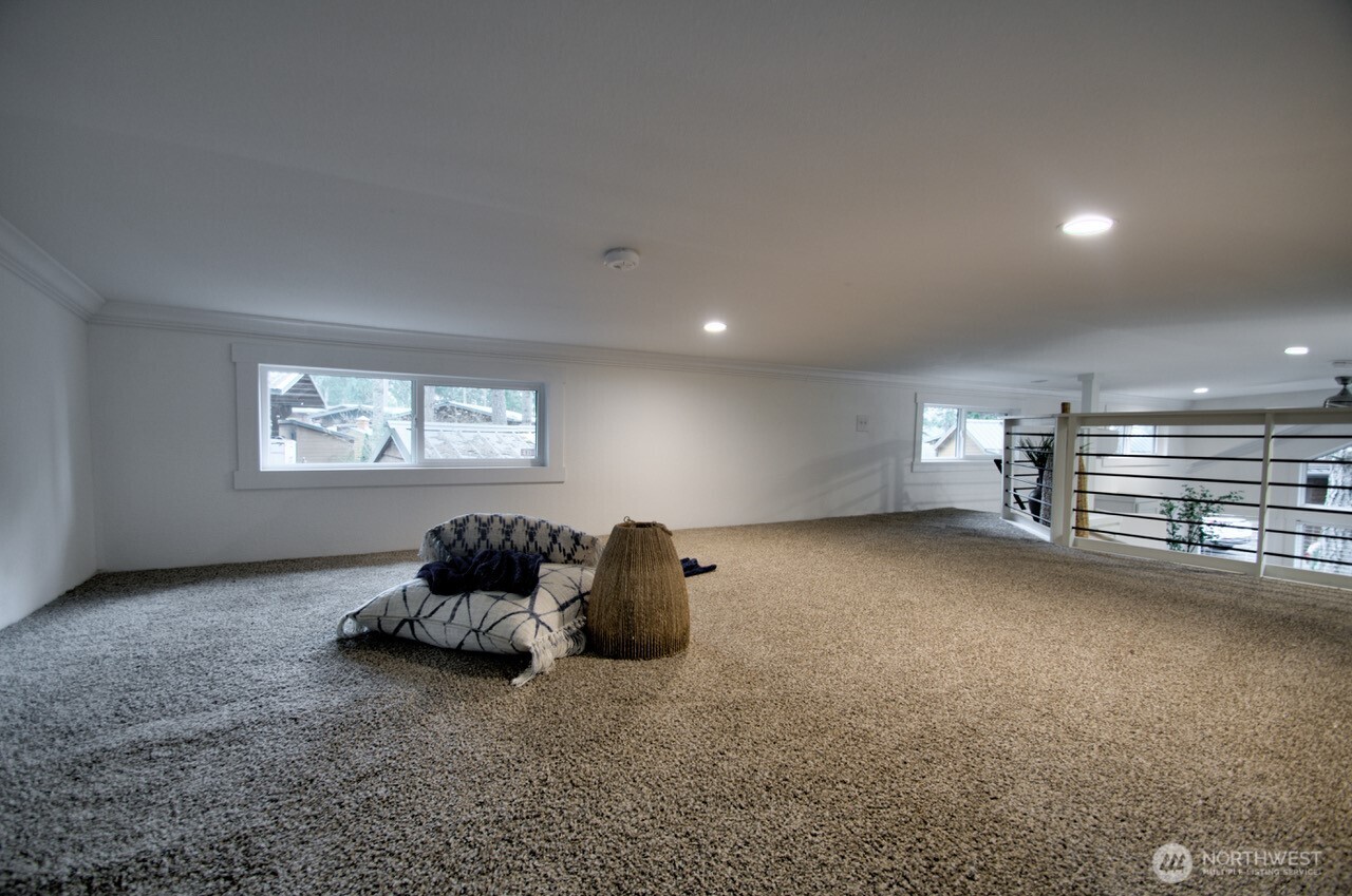1546 Reservation Road Southeast, Unit 232 Olympia, WA 98513 - Photo 19 of 37 a view of livingroom with furniture