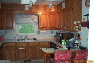 28 Ridge Avenue Coatesville, PA 19320 - Photo 3 of 7 Gallery Image 3